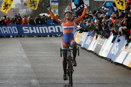 エリート女子優勝　マリアンヌ・フォス（オランダ）　　