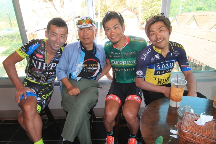 タイで合宿中の新城幸也、福島晋一、宮澤崇史選手が象乗り場に登場!