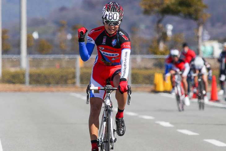エリート 優勝の佐藤信哉(JPスポーツテストチーム・マッサ・アンデックス)