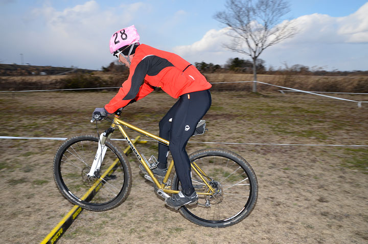 MTBならステップを飛び越えるのは簡単?