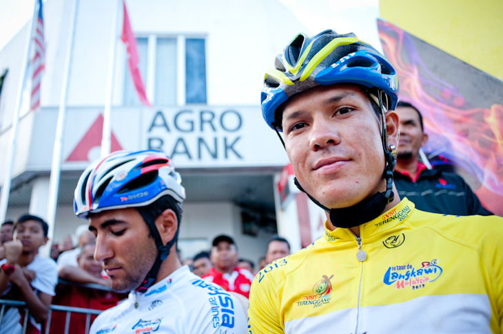 リラックスした表情を見せるジュリアン・アレドンド(コロンビア、チームNIPPO・デローザ)