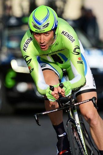 イヴァン・バッソ(イタリア、キャノンデール・プロサイクリング)は14秒遅れの103位