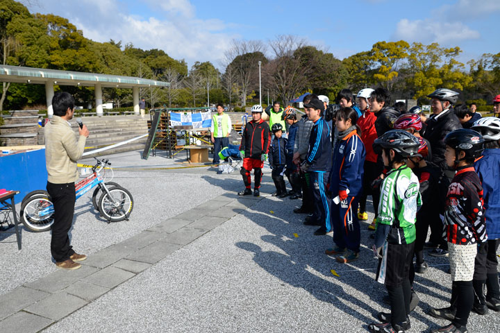 第一回全日本学生自転車トライアル選手権大会はオープンも合わせ多数の選手が参加