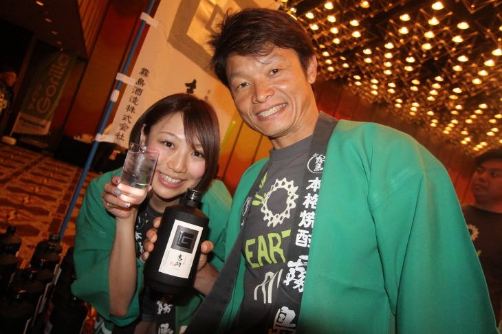 ナビゲーターの白戸太郎さんと片岡優衣さんもいい気分?
