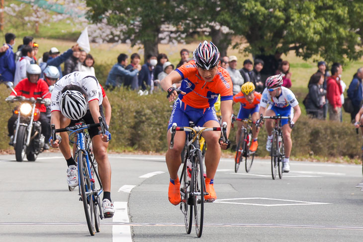 男子 岡本隼(和歌山北)が横山航太(長野・篠ノ井)を下して優勝