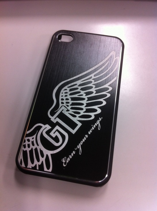 Wingロゴ入りiPhoneケース