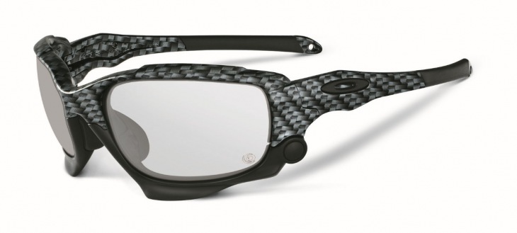 Racing Jacket（True Carbon Fiber/Matte Black＋Clear Black Photochromic）