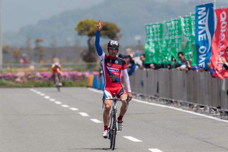 きらら浜サイクルミーティング2013・エリートで伊藤翔吾が優勝