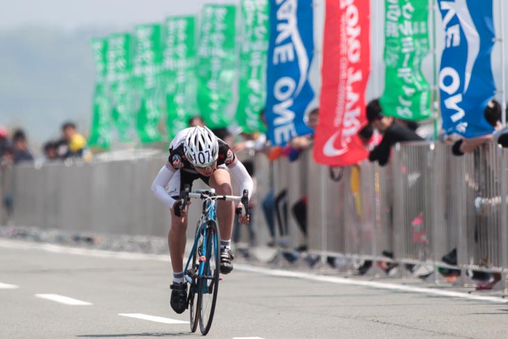 ユース　優勝の日野泰静（ボンシャンス）