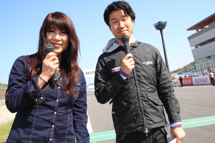 実況と解説はお馴染みのイイミワさんと栗村監督!