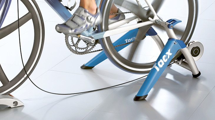 TACX サトリ 静音設計の定番ローラーがリーズナブルになって登場 - 新 