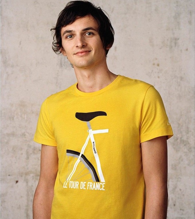 ルコックスポルティフ ツール・ド・フランスTシャツ(クラシカルロードバイク、イエロー)