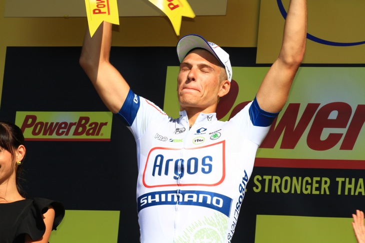 ステージ優勝のマルセル・キッテル(ドイツ、アルゴス・シマノ)