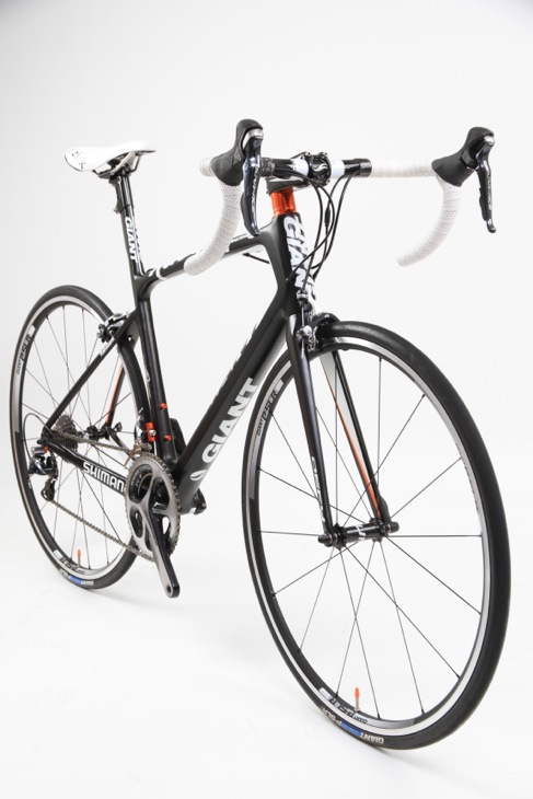 ジャイアント DEFY ADVANCED SL RABOBANK