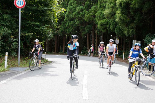 コースはアップダウンに富む走りごたえのあるもの
