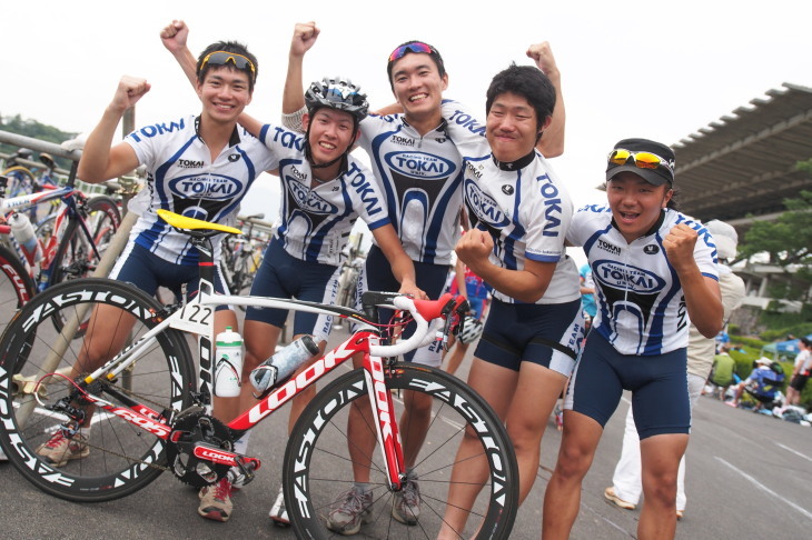 東海大学自転車部の笑顔