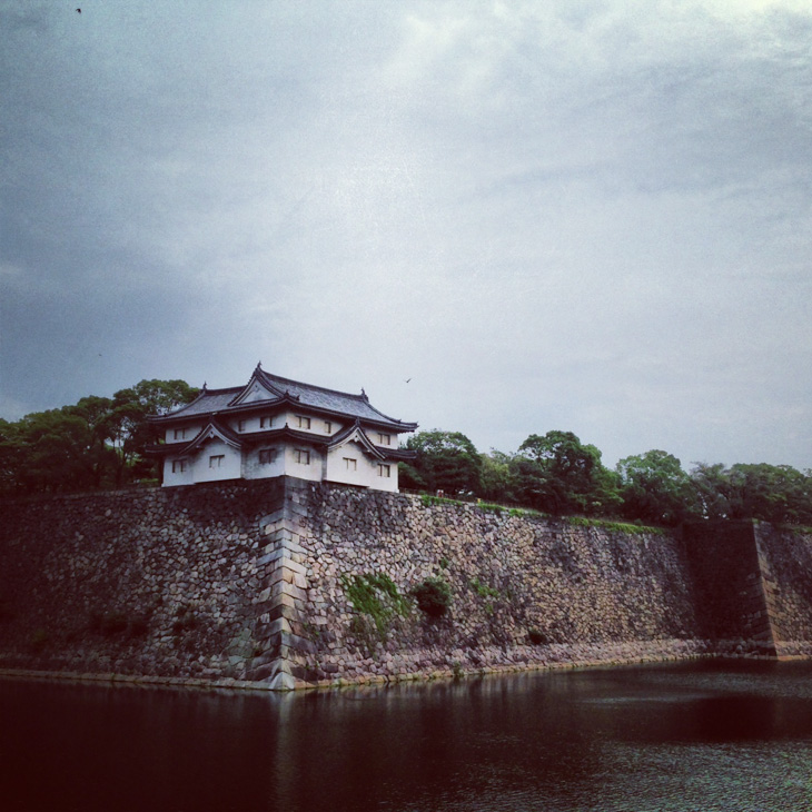 17:00　19km/374km　Instagramを意識して、少し寄り道して大阪城。