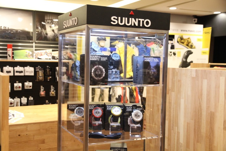 トレールランナーに人気のSUUNTO等も販売する