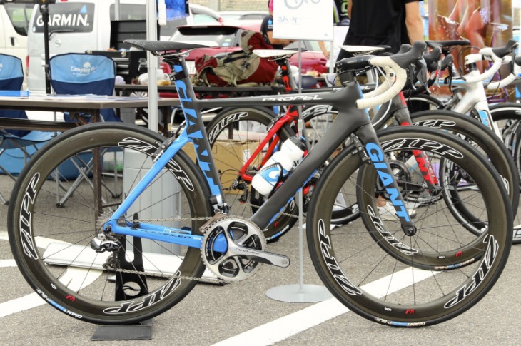 注目の新型エアロロード「Propel Advanced SL」が登場