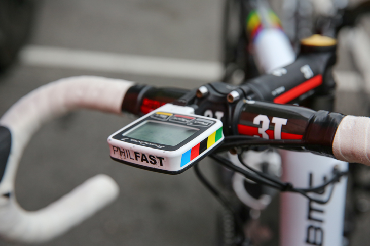フィリップ・ジルベール(ベルギー、BMCレーシングチーム)のSRMはレインボーカラー