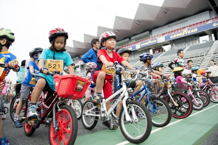 小学生から未就学児を対象としたキッズレース