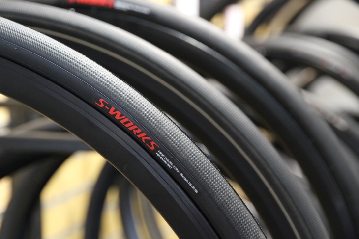S-WORKS TURBOタイヤ ROUBAIX用に26Cもラインナップされる