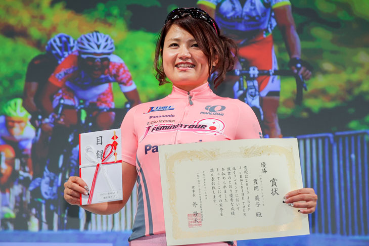 Jフェミニンツアー 年間個人総合1位 豊岡英子(パナソニックレディース)