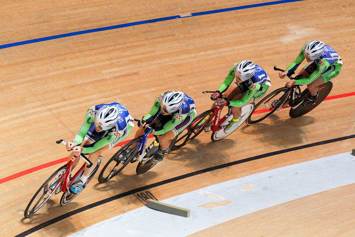4km団体追抜競走 1位 イナーメ信濃山形 4分42秒647