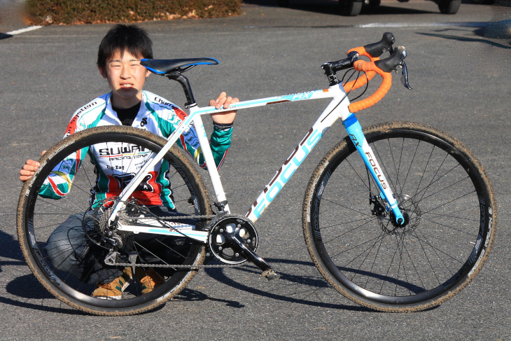 樋大弥 君(スワコレーシングチーム) Focus Mares AX 3.0 DISC