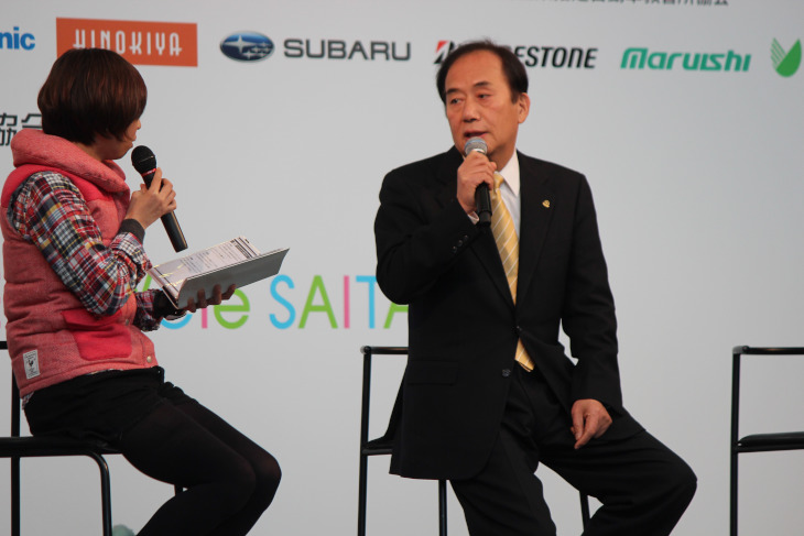 埼玉県の上田知事も来場し、トークショーに参加した