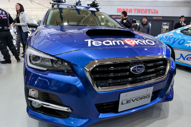 チームカーは4月発売予定のスバルLEVORG(レヴォーグ)2Lバージョン、300馬力40.8kgfmのマシン