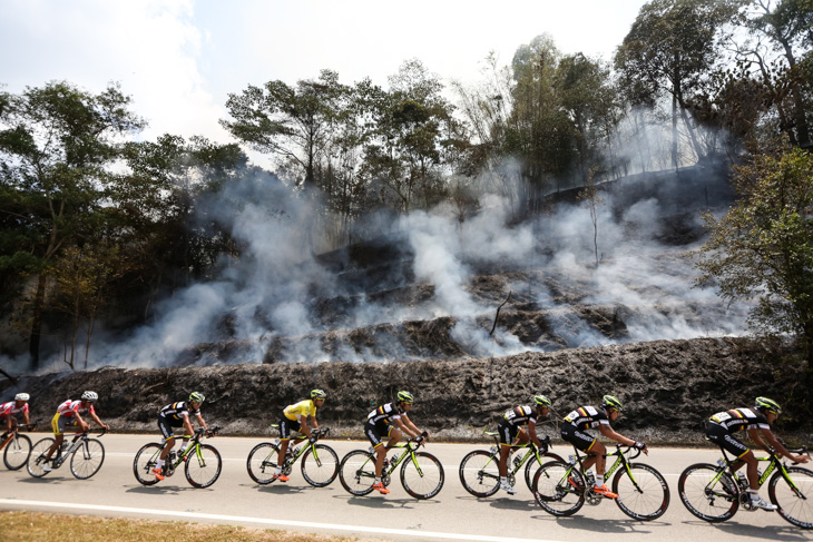 レース通過の数十分前に発生した山火事