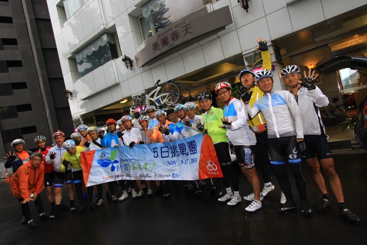 5日間で900kmを締めくくる最終日に向けて、「加油(ジャヨ)!」=ガンバレ