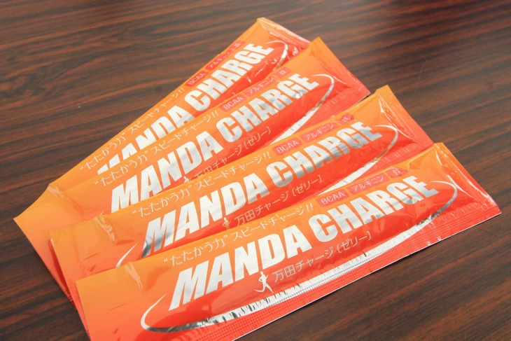 そんな万田酵素を使った補給食が「MANDA CHARGE」