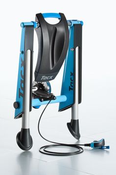 Tacx ブルーモーション 広い負荷調整幅を持つ固定ローラーにお得なアクセサリーキット登場 - 限定製品情報 | cyclowired