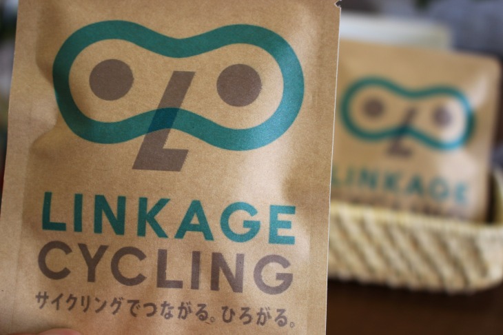 チェーンのリンクをモチーフとしたLINKAGE CYCLINGのロゴ