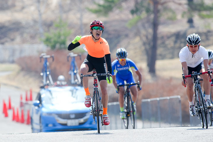 Y　藤田拓海（横浜高校自転車競技部）が優勝