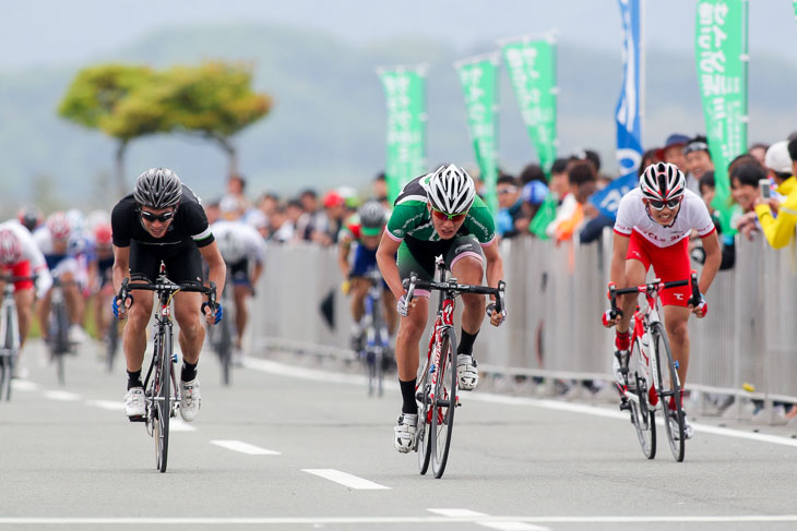 E1 永山貴浩(チーム・アヴェル)が優勝