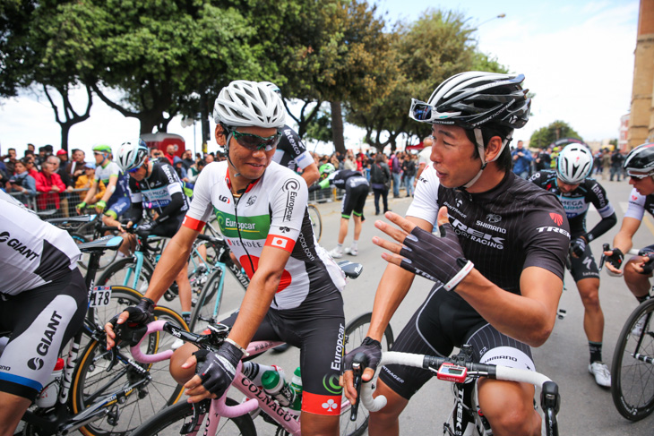 新城幸也（ユーロップカー）と別府史之（トレックファクトリーレーシング）