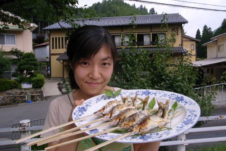 名物の鮎の塩焼き