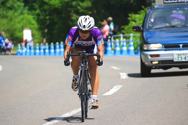 女子ジュニア+U17 独走勝利した梶原悠未（筑波大附属坂戸高）