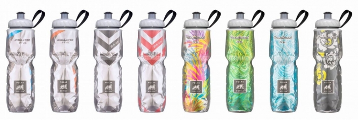 ポラー 保温ボトル24oz(左からブルーカーボン、オレンジカーボン、ブラックシェブロン、レッドシェブロン、スターブラスト、レモングラス、シーブリーズ、メトロポリタン)