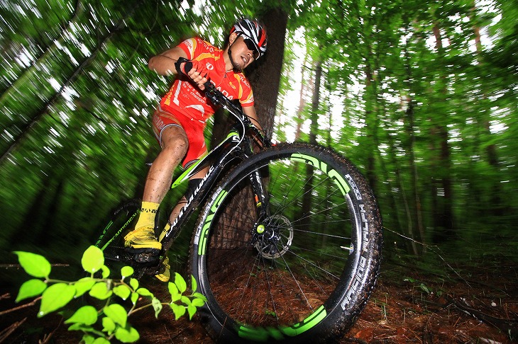 「現時点でのXCレーシングバイクでの最高峰ではないでしょうか。」