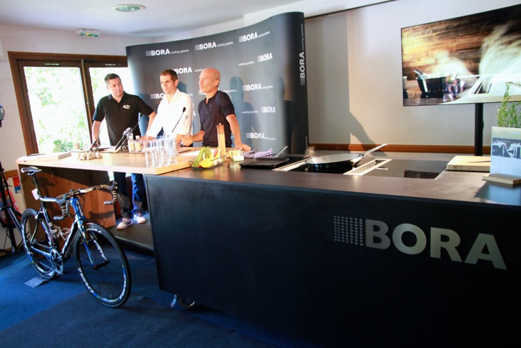 ドイツの企業、BORAシステムキッチン社のスポンサードが発表された