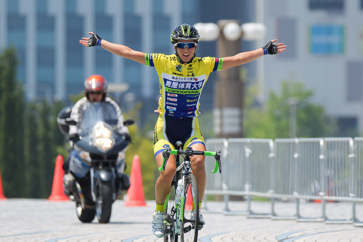 女子　上野みなみ（JBCF J-Feminin、鹿屋体育大院）が優勝