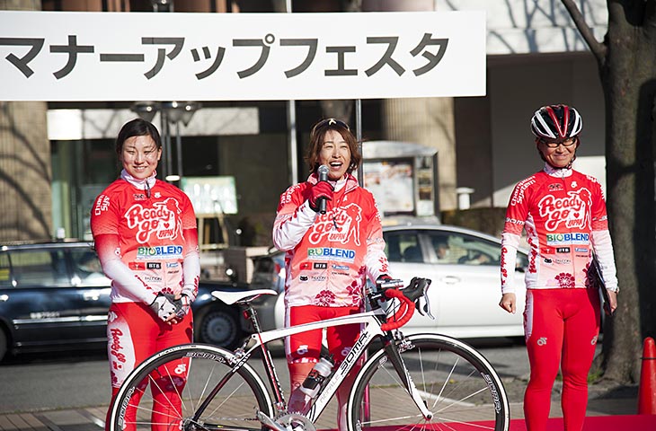 レースだけでなく、イベントなどにも積極的に参加するRGJ(2014年千葉市マナーアップフェスタ)
