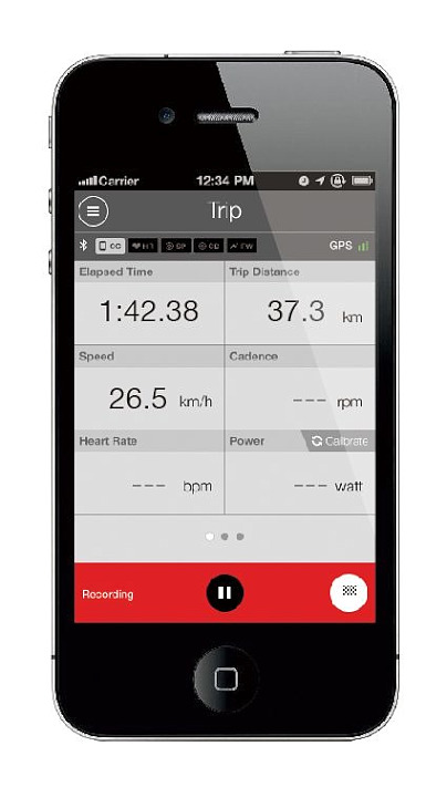 アプリでも時間や距離、スピードなどを表示できる