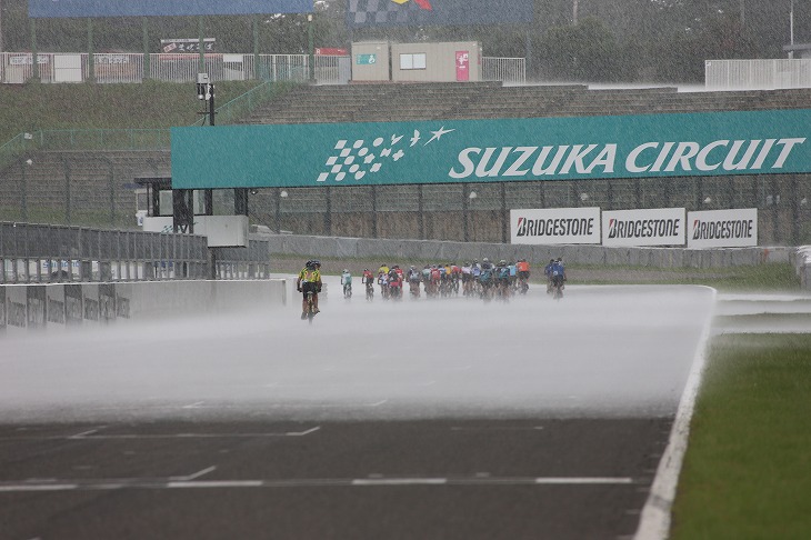 雨の境界線がはっきりわかります