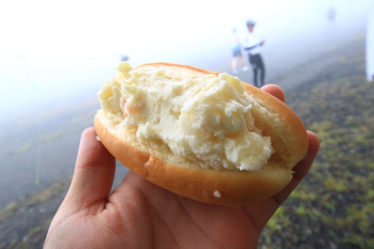 筆者は腹持ちの良さそうなポテサラサンドをチョイス。優しい味わいで美味しかったです