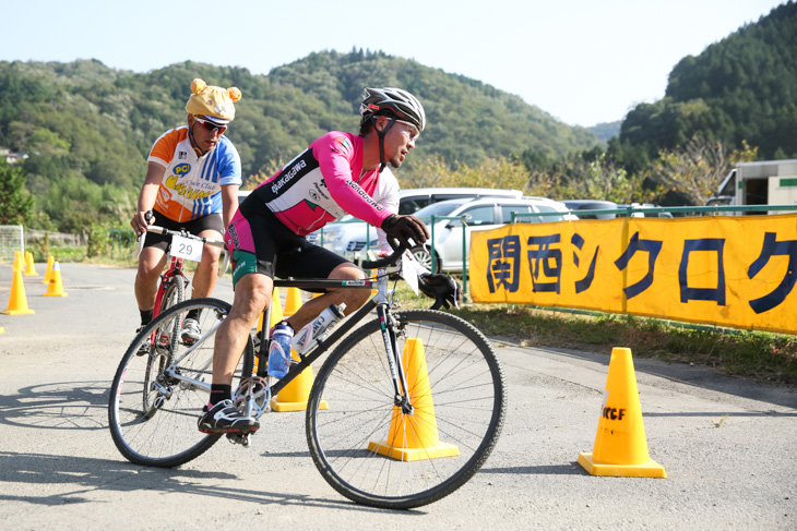 90分耐久レースで優勝したソロ参加の福田透(ナカガワAsK'デザイン)